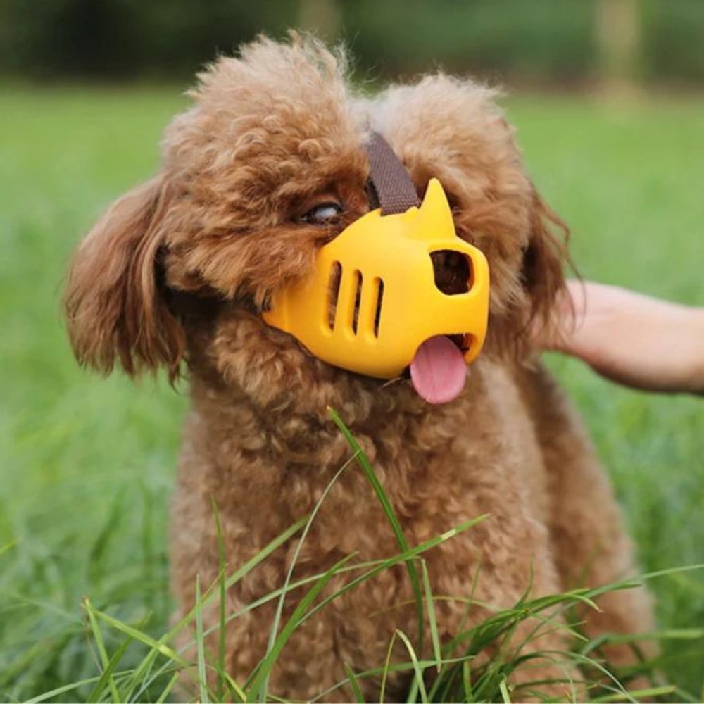SecureGuard Adjustable Dog Muzzle – Breathable and Comfortable for Better Control over Biting and Chewing |