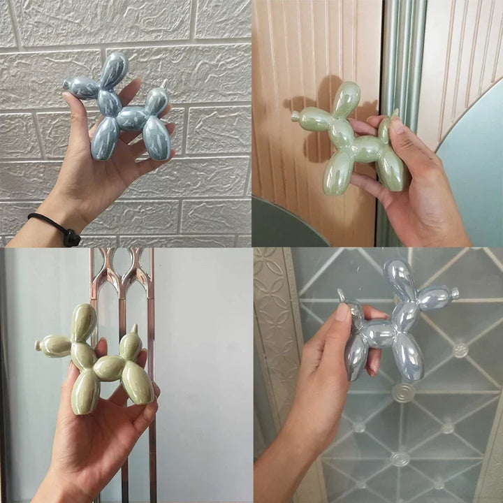 – Small dog sculpture made of balloons