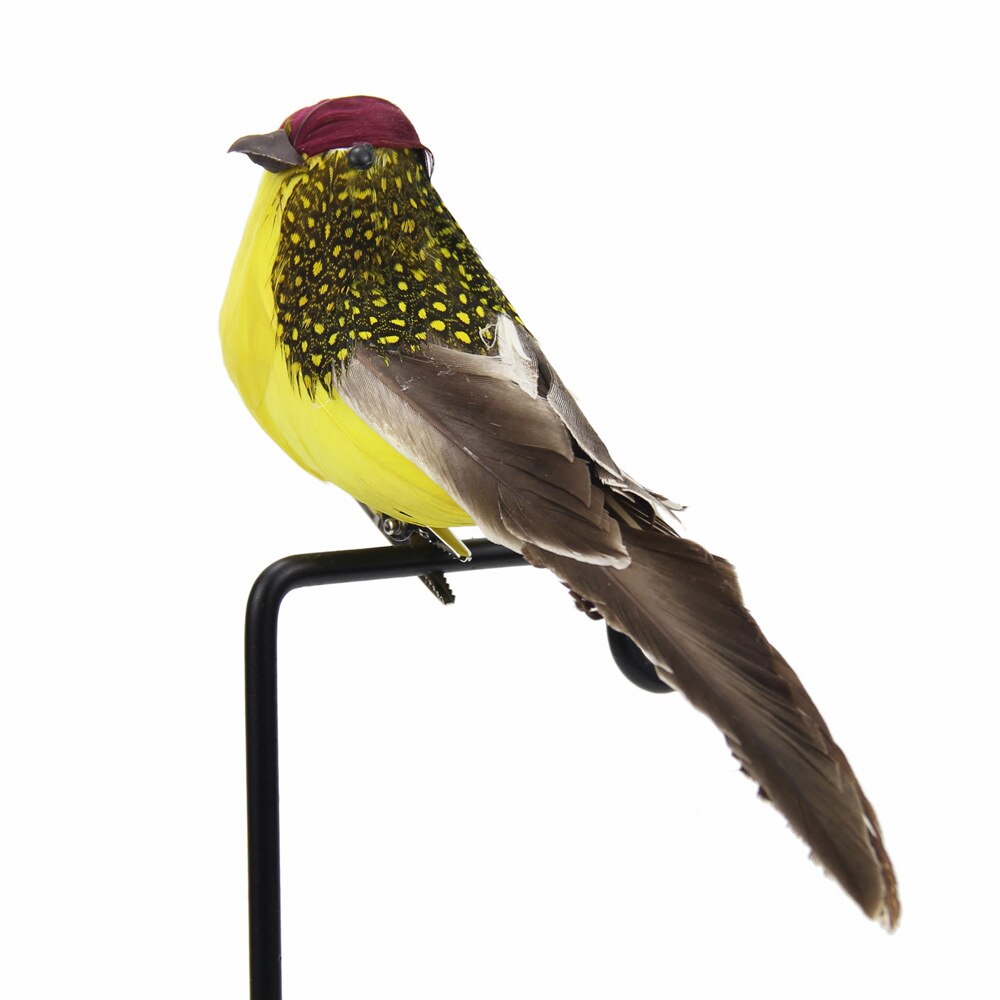 Lifelike feathered birds for outdoor decoration