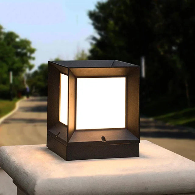 Tor floor lamp for outdoors