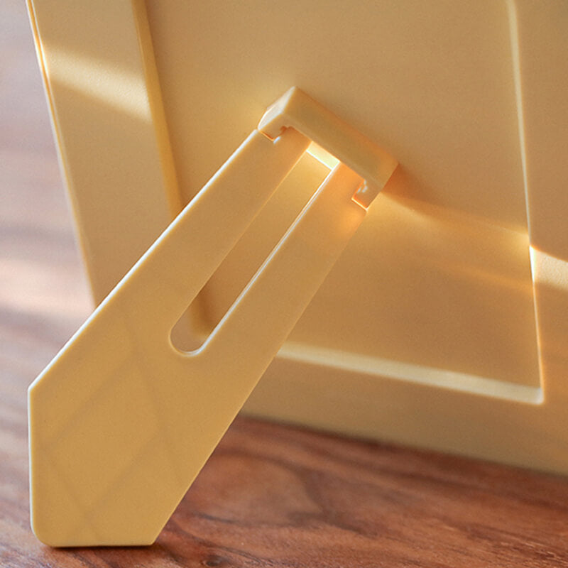 Tier shape picture frame