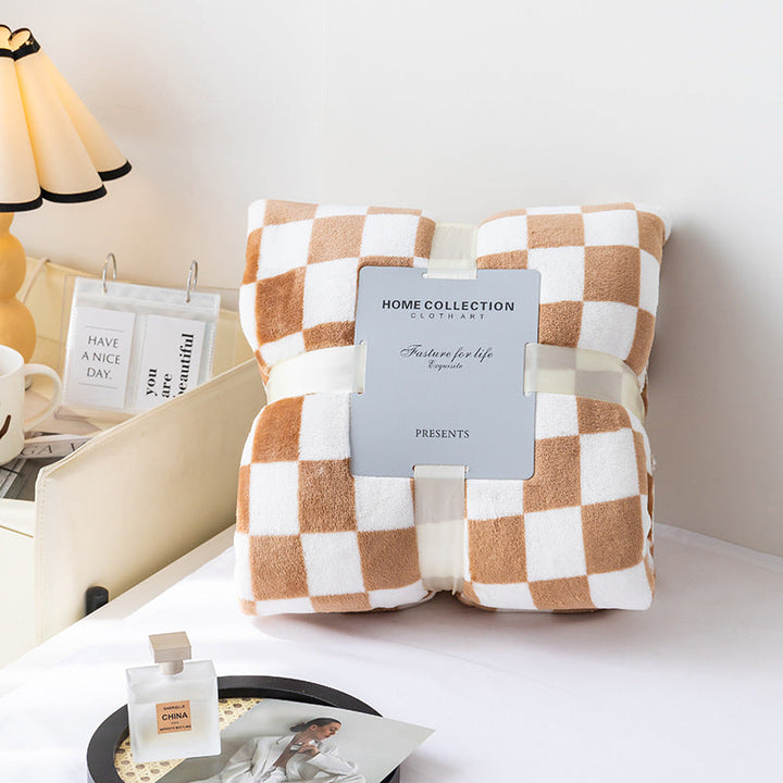 Stylish blanket in checkered pattern for your home