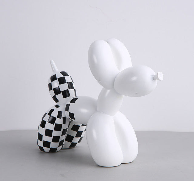 Black and white balloon dog