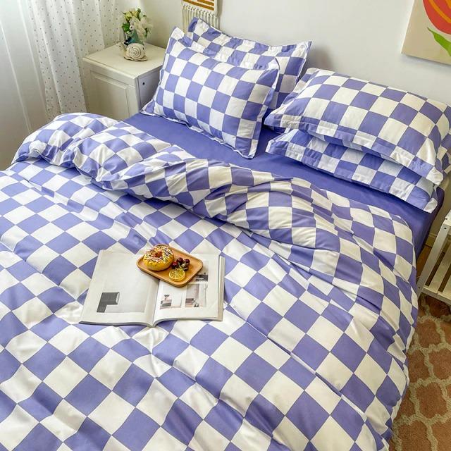 Checked Bedding Set