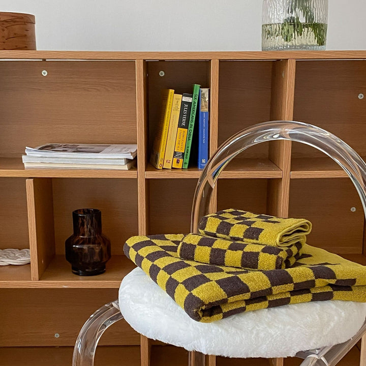 Checkerboard Plus Towel Collection