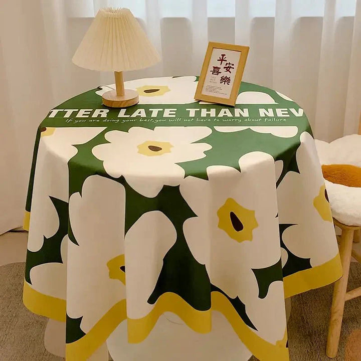 Checked Design Round Cotton Tablecloth