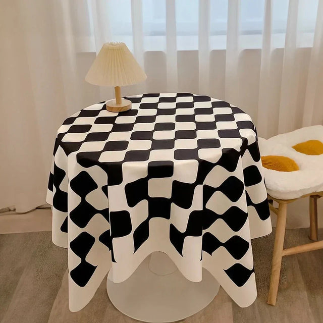 Checked Design Round Cotton Tablecloth