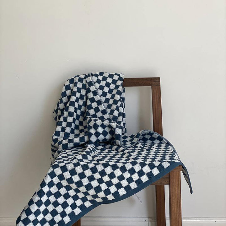 Classic Checkerboard Towel Collection