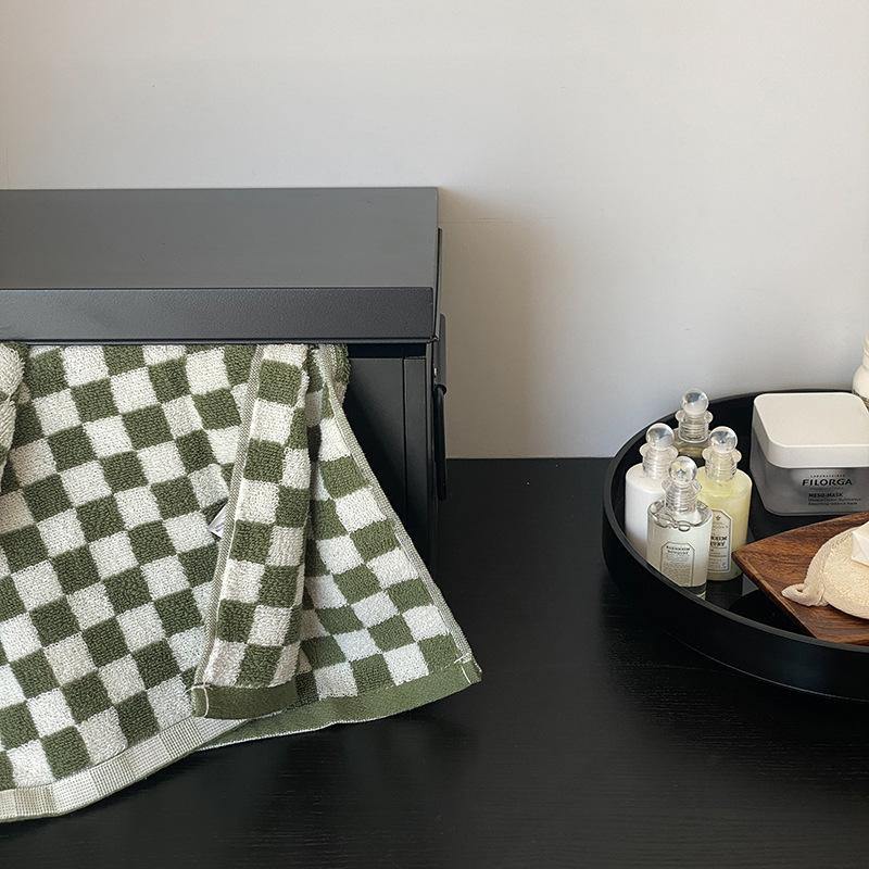 Classic Checkerboard Towel Collection