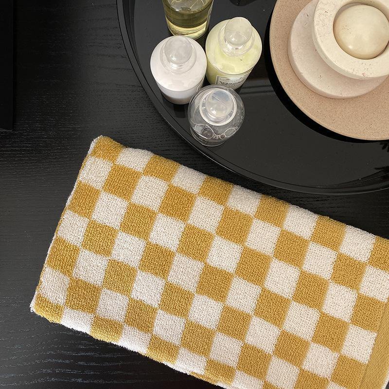 Classic Checkerboard Towel Collection
