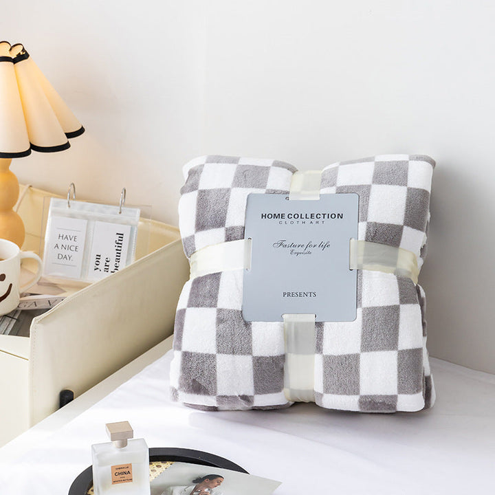 Stylish blanket in checkered pattern for your home