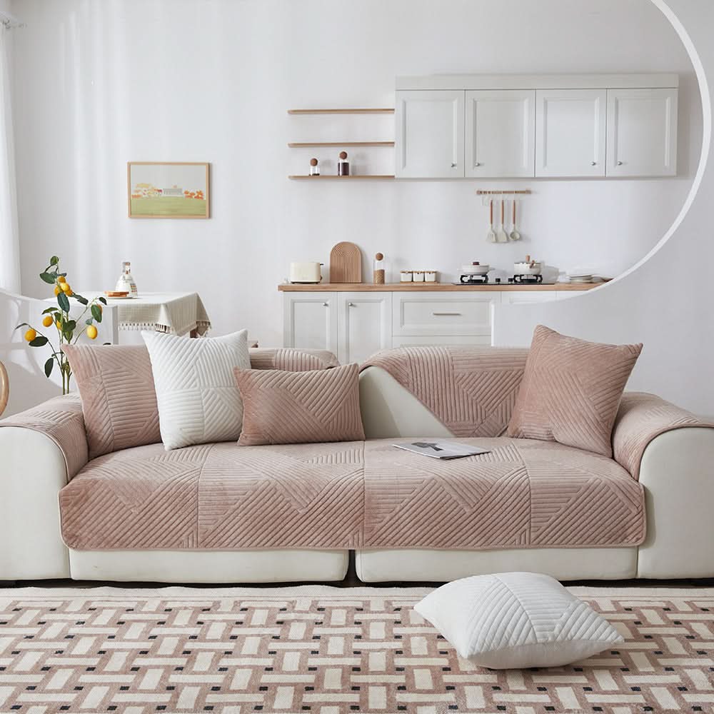 PlushGrip – Non-slip plush sofa cover