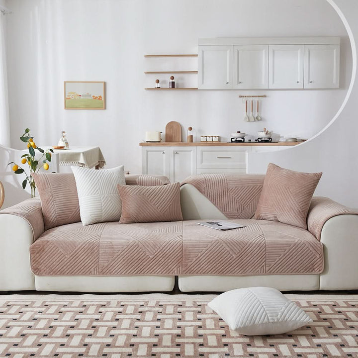 PlushGrip – Non-slip plush sofa cover