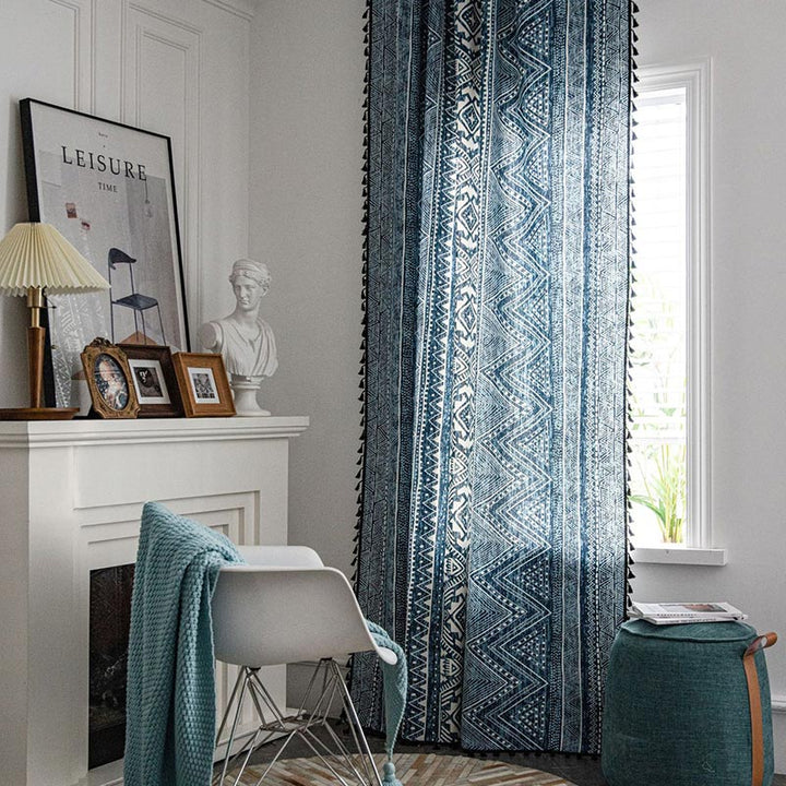Blue geometric pattern light-filtering curtain
