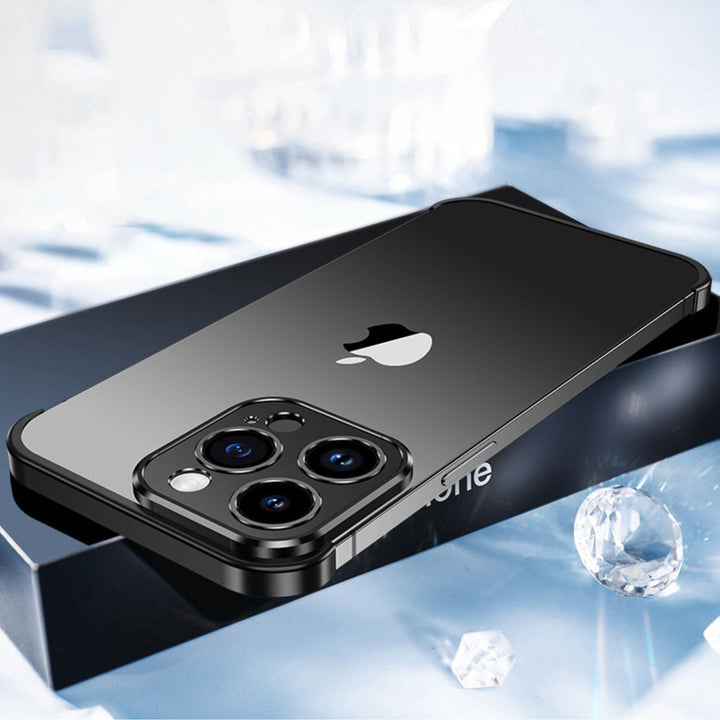 Ultrathin metal case for iPhone – Invisible protection, Slim and sturdy phone case |