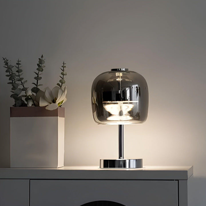 Portable - Elegant table lamp made of mirror glass