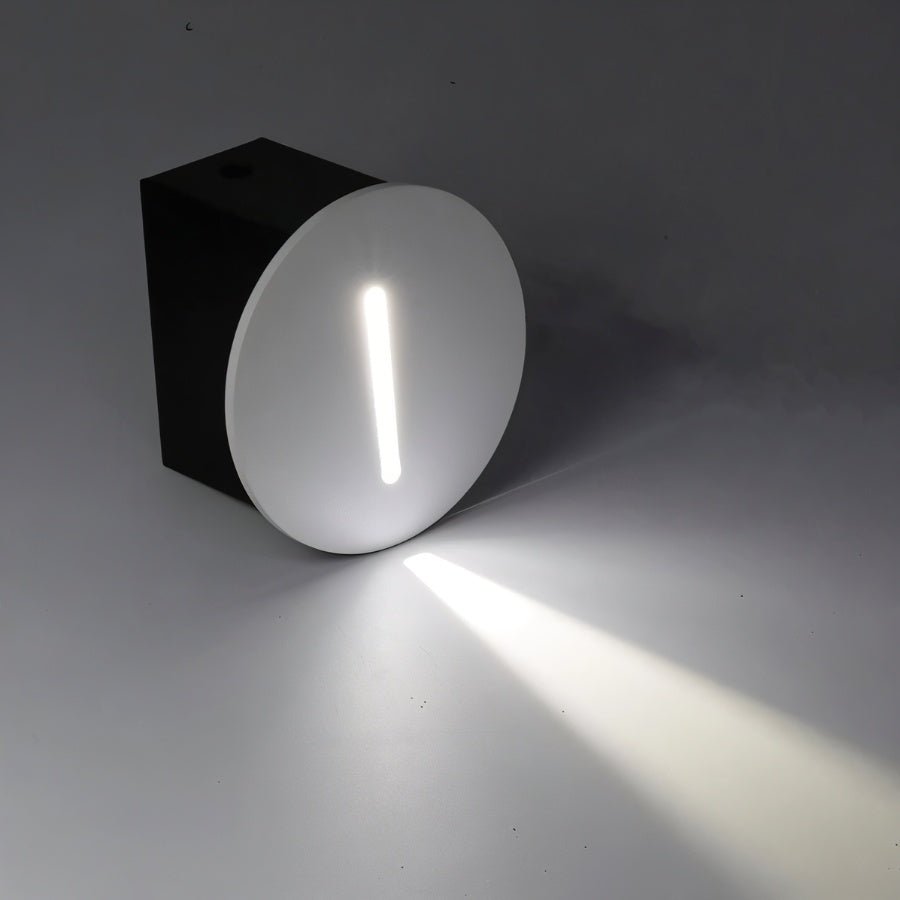 Luca – Stylish stair lighting with sensor technology