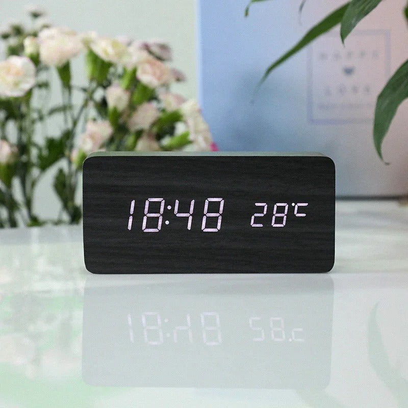 Minimalistic LED Watch | Wood
