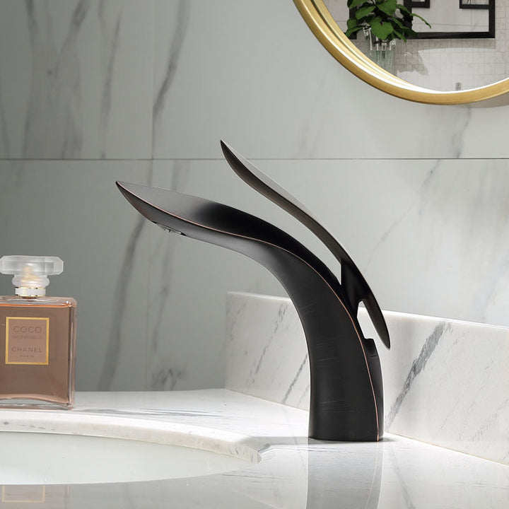 Luxurious modern bathroom faucet