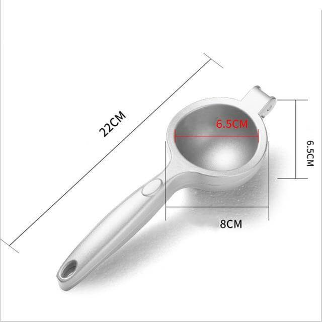 Minimalist Lemon Squeezer
