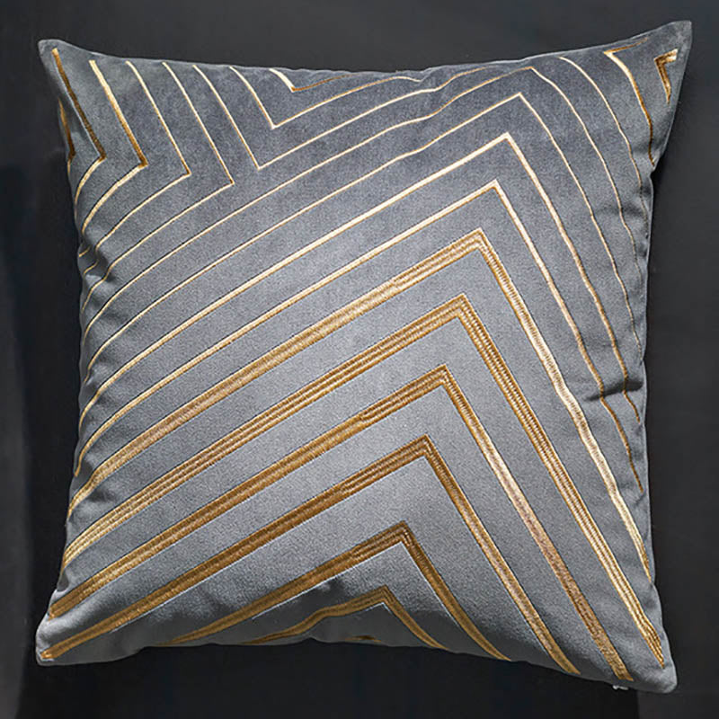 The gilded luxury velvet cushion cover