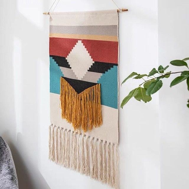 Geometric Tufted Wall Carpet
