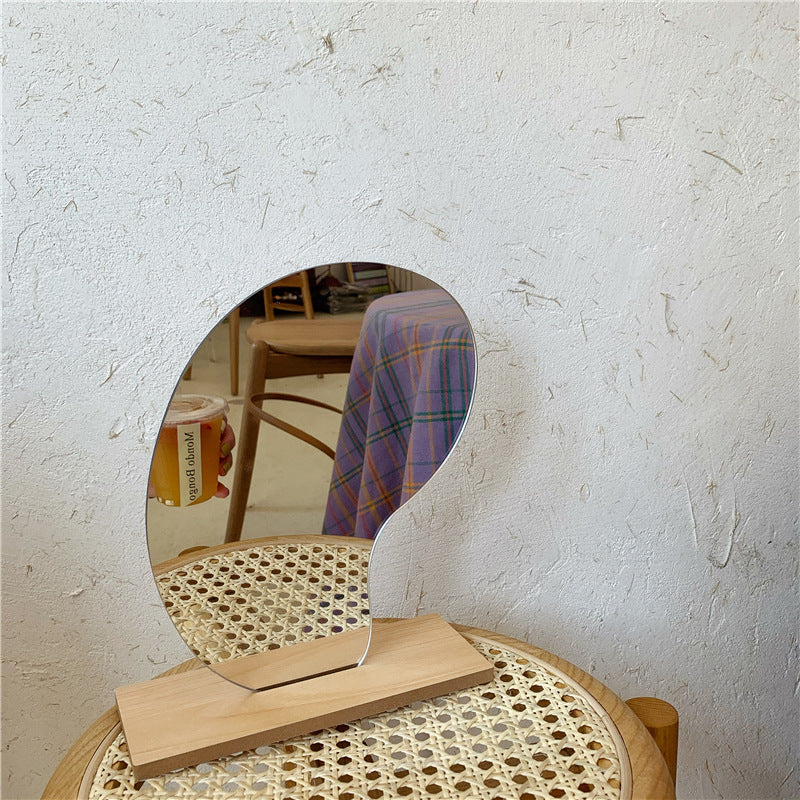 Wavy &amp; Curvy Mirror |