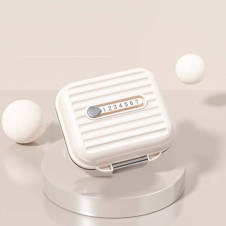 Small portable pillbox