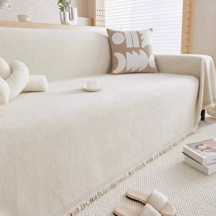 SofaShield – Minimalist sofa cover, leak-proof and easy to clean