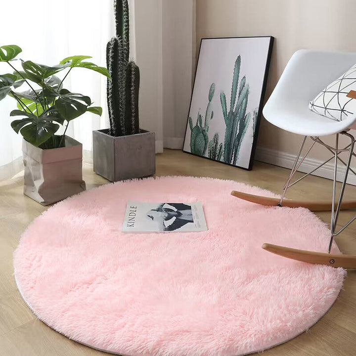 Cozy soft round rug