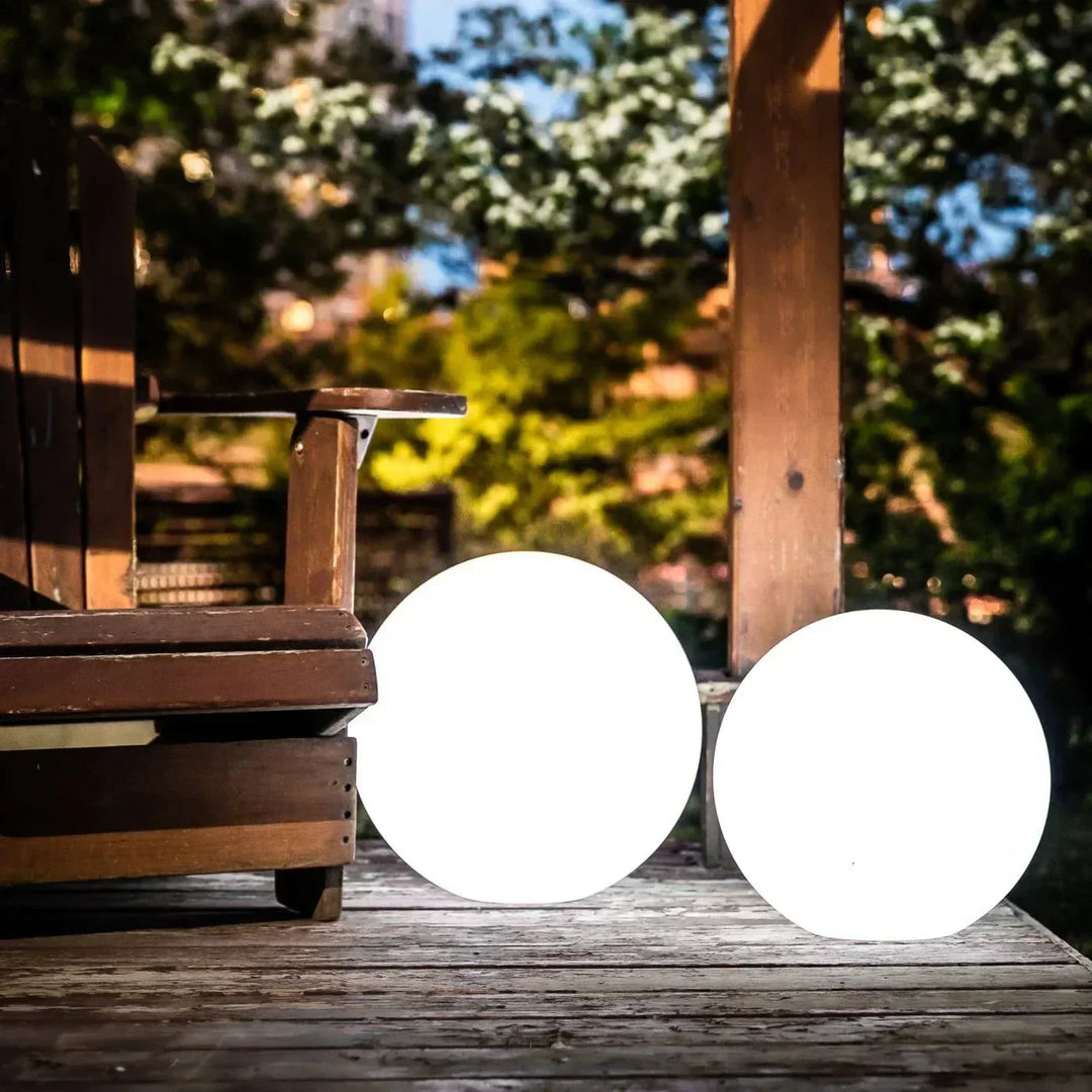 Outdoor Globe Light - Wireless, Weatherproof, 16 colours LED Ball Light