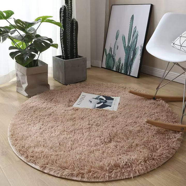 Cozy soft round rug