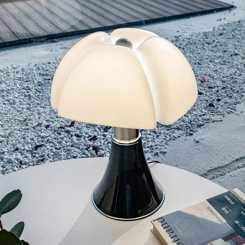 Designer Flower Table Lamp - FloraLuxe