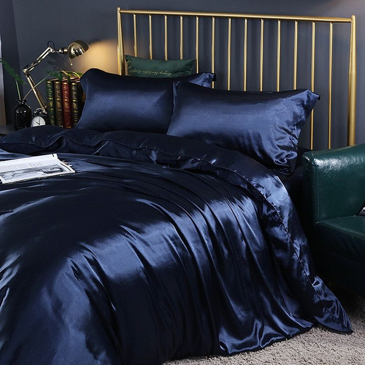 SilkEssence Luxury Bedding Set - Ultimate Comfort &amp; Elegance