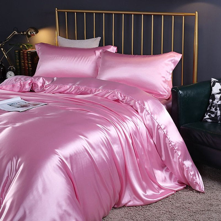 SilkEssence Luxury Bedding Set - Ultimate Comfort &amp; Elegance